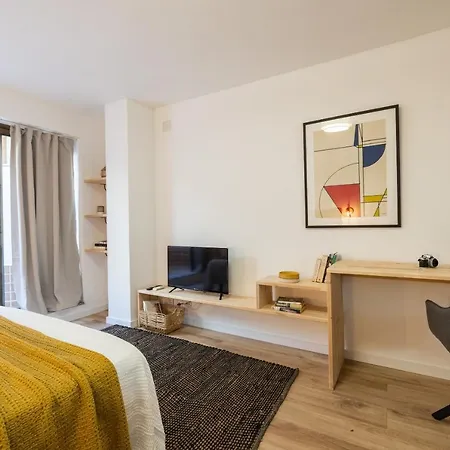 Florit Flats - The Apolo Loft דירה