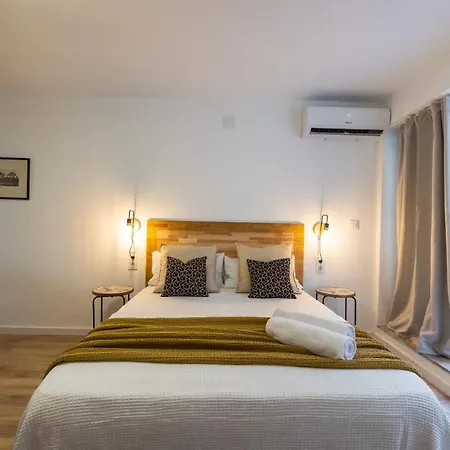 Florit Flats - The Apolo Loft شقة